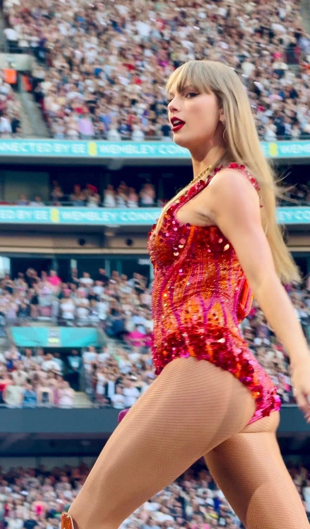 霉霉，好干净的一张脸！霉霉 腋下管理 腋下管理大师 干净女孩