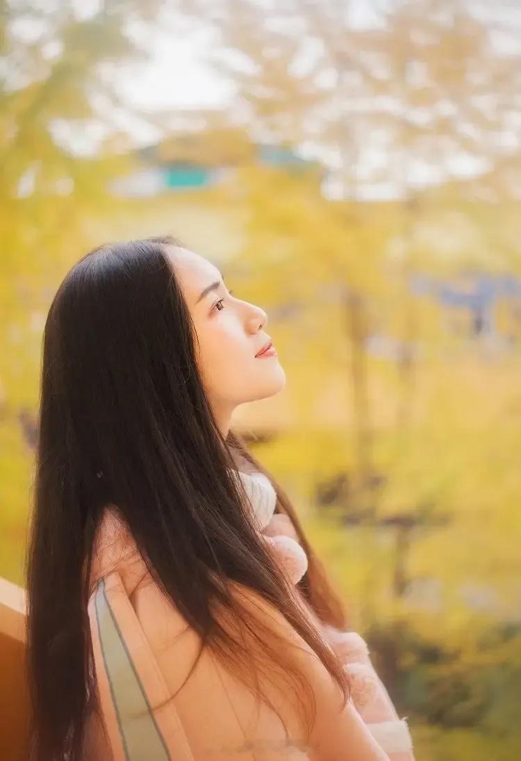 炒股人生，一日三变。       一、买股前       一开始以为自己是学生，