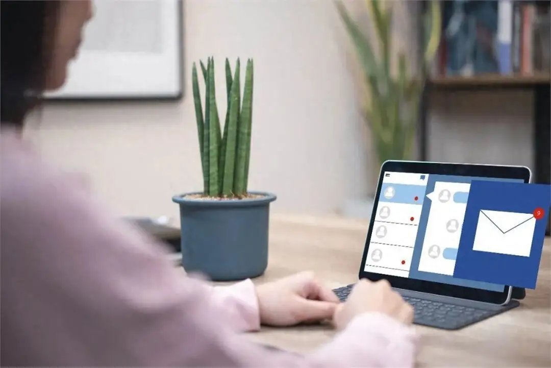 国安部提醒：境外间谍情报机关可能伪装身份，创建或潜入专业群组，套取敏感信息。 