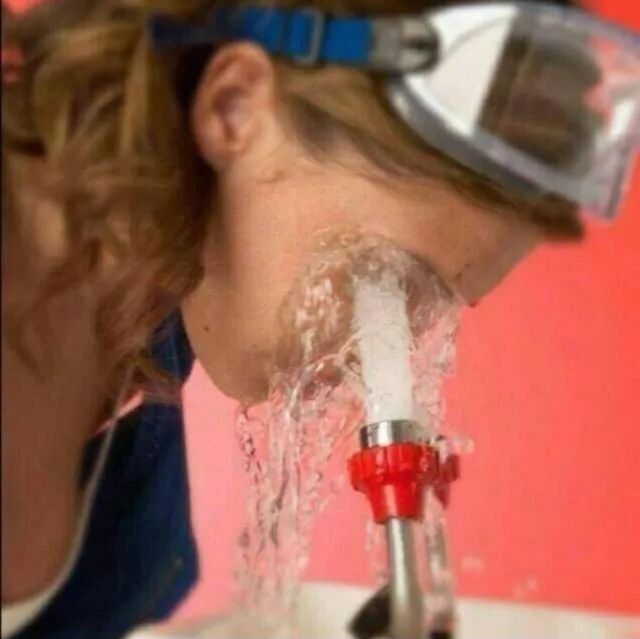 洗洗眼 