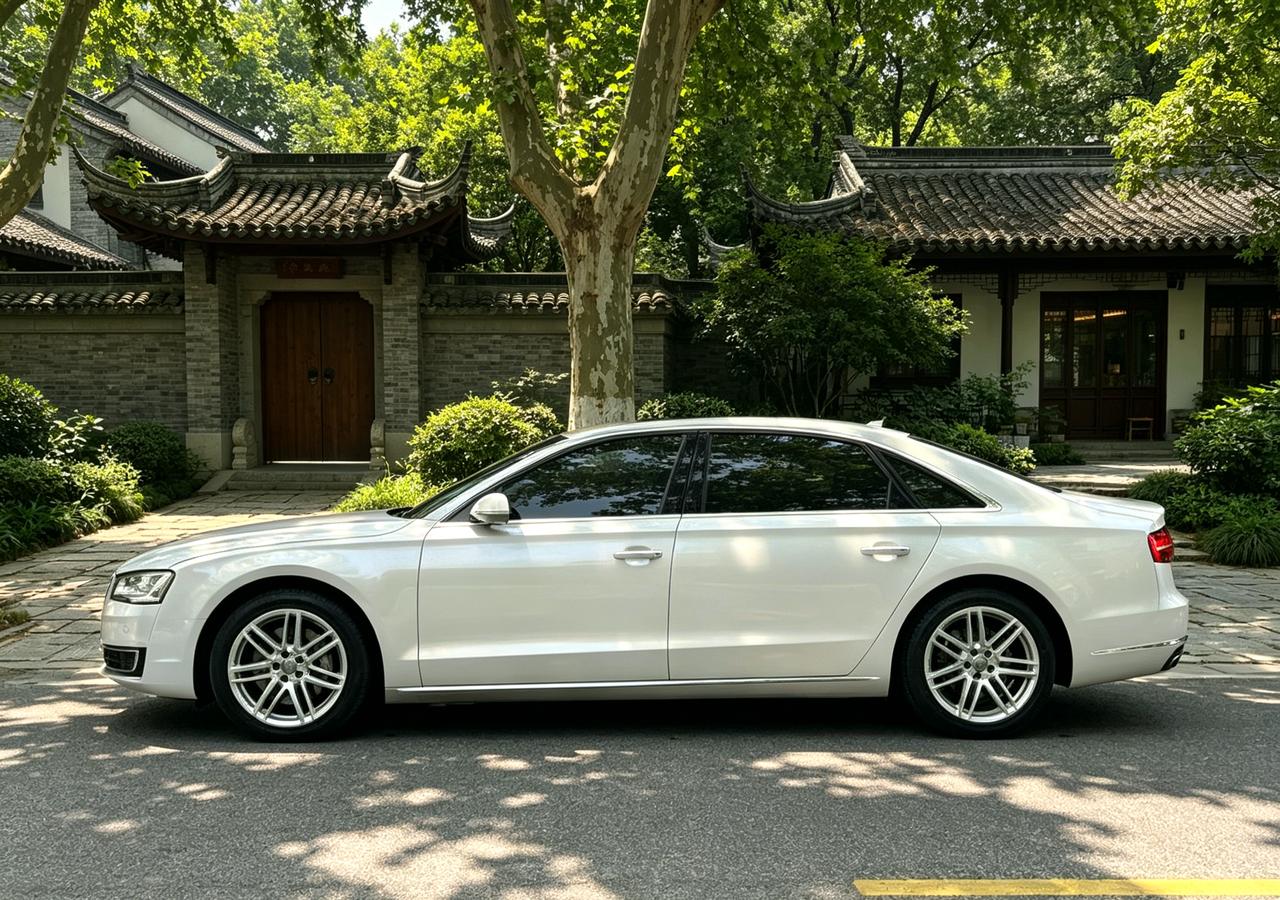 假期的第1天我本来想写点东西的，后来想了想还是没有写，因为这几天睡觉睡得比较多，