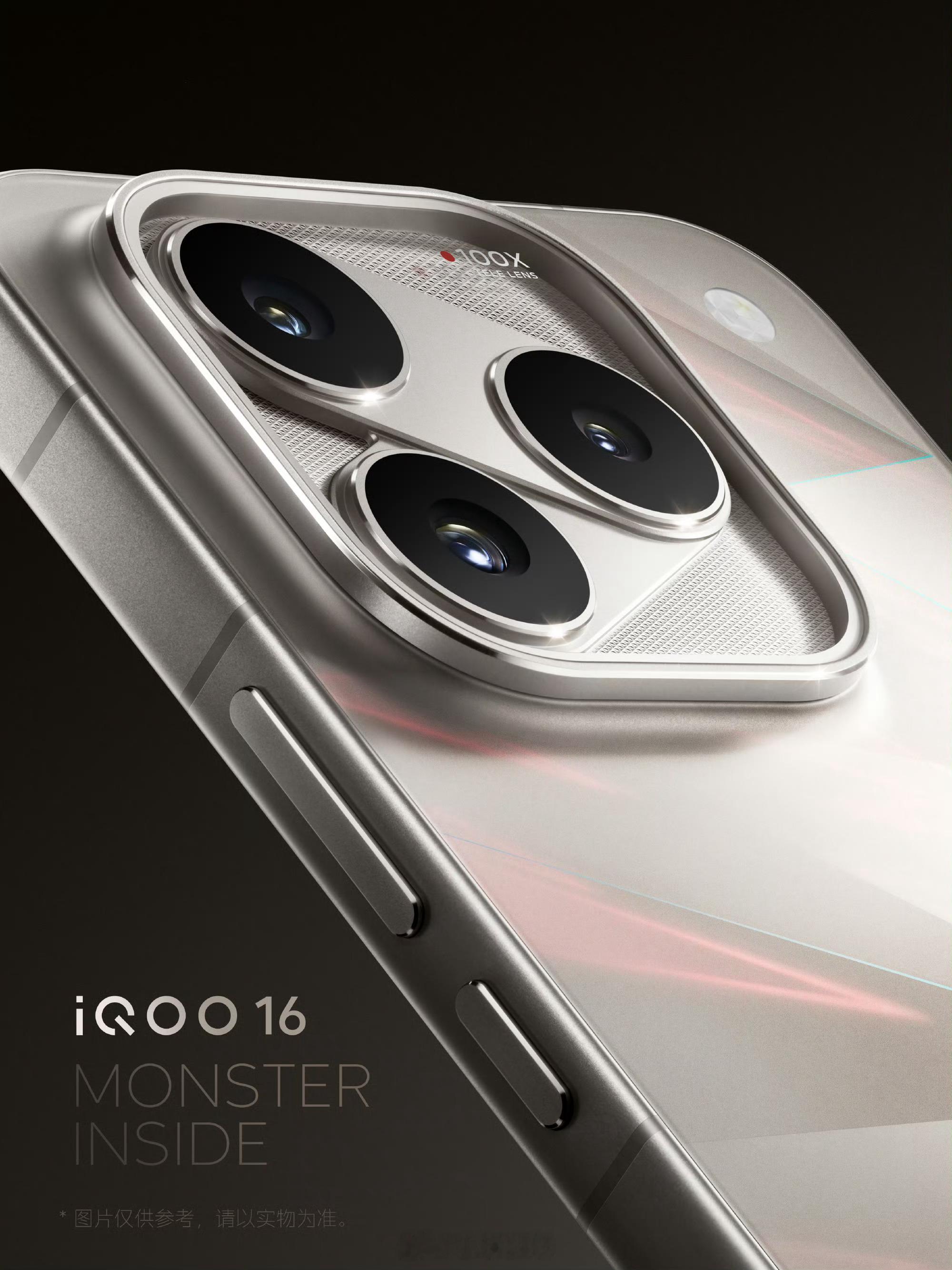 iQOO今天大出血了，主页大部分博主都拿到了投放[捂嘴哭]iQOO16一眼科幻 