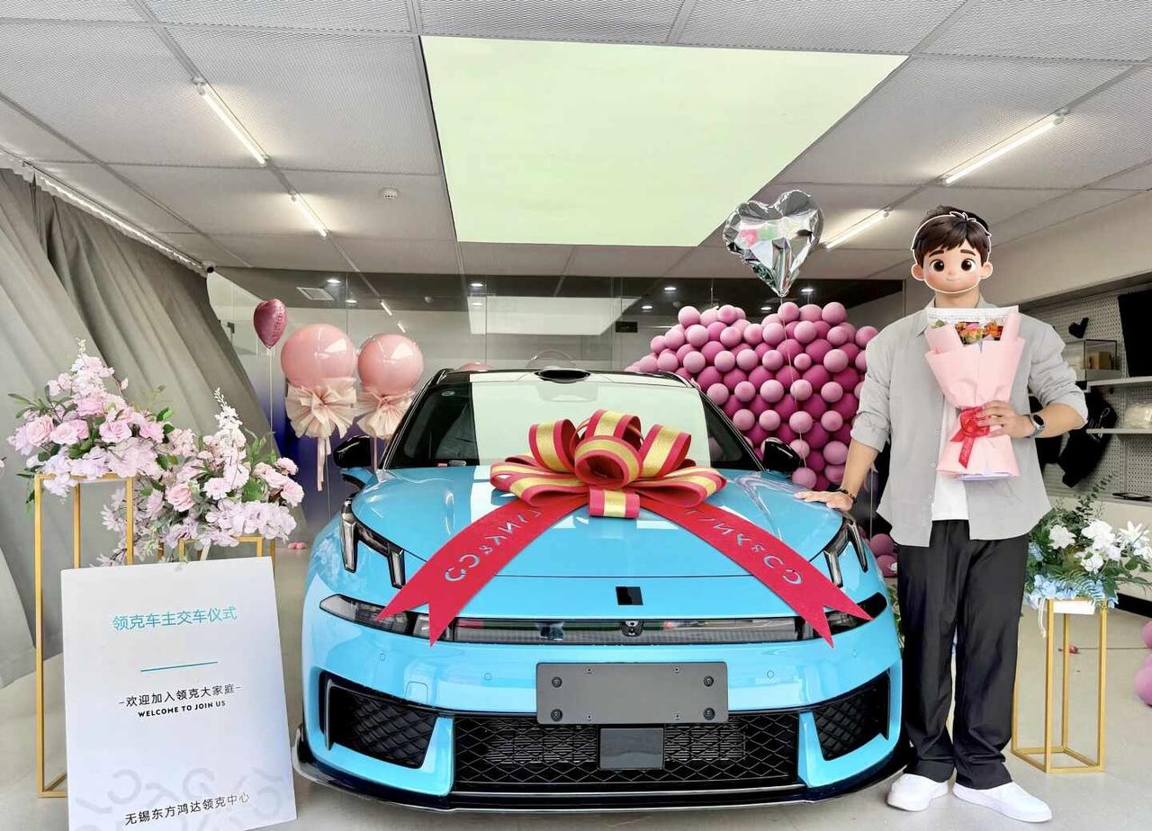 竞品全干翻✅客户敲定领克07GT😻
权衡多款竞品，败给综合硬实力
可油可电，告
