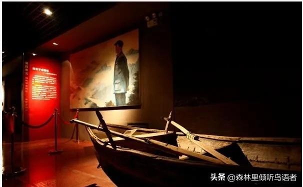 37名船工冒险撑船，助三万红军巧渡金沙江，毛主席特意叮嘱：务必多发工钱
 
19