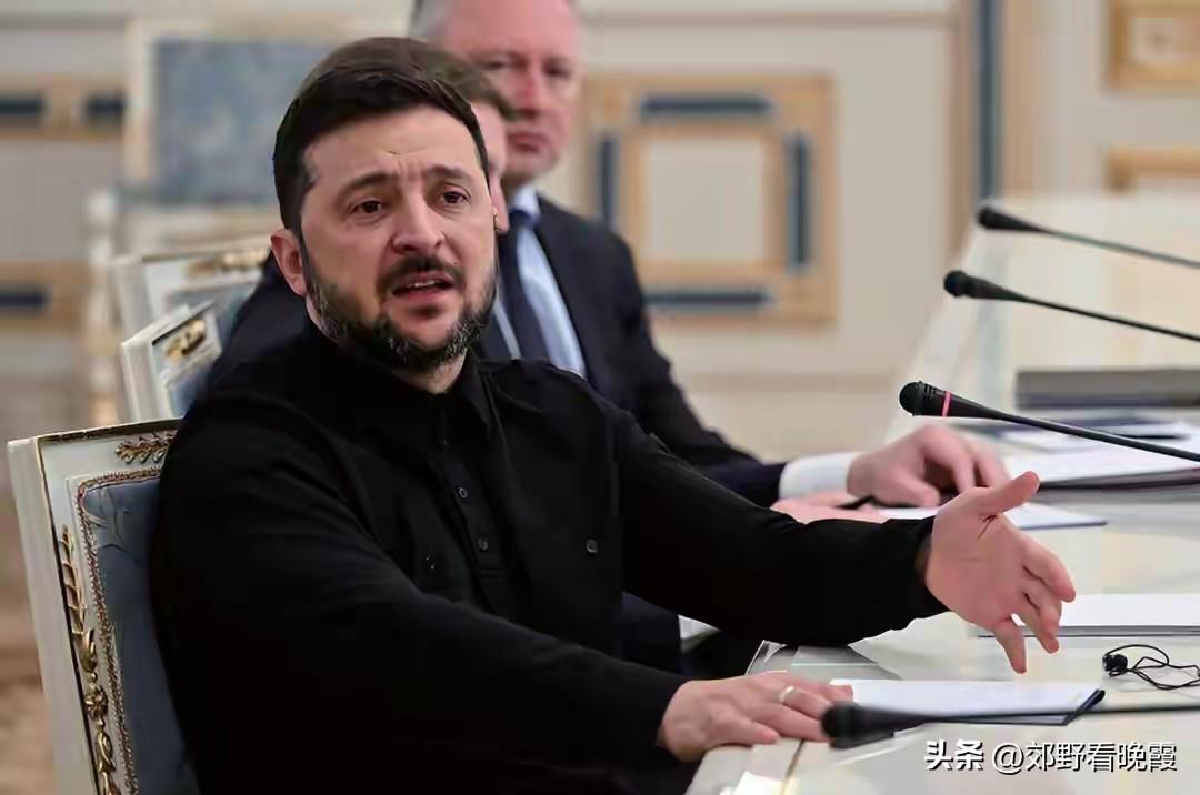 马克龙还没见到普京，法国先要求俄罗斯认输，北约将出兵乌克兰