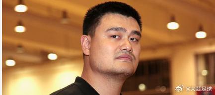 【姚明23日将接受ALS冰桶挑战】8月19日，在NBA中国CEO舒德伟的挑战下，