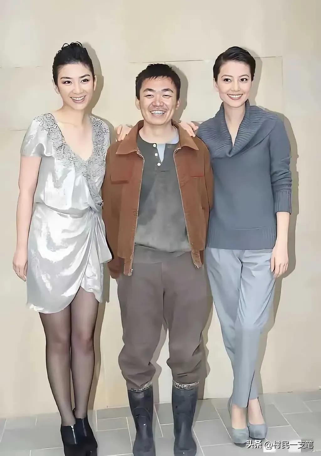 一米六的个头，王宝强的个子有这么矮吗，还是两位女明星穿高跟鞋的原因！王宝强的个头
