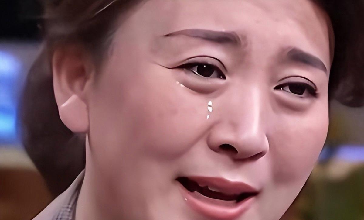 闻思录‖闫学晶承认自己“心脏了”，她还能擦干净吗？

闫学晶终于道歉了，1月11