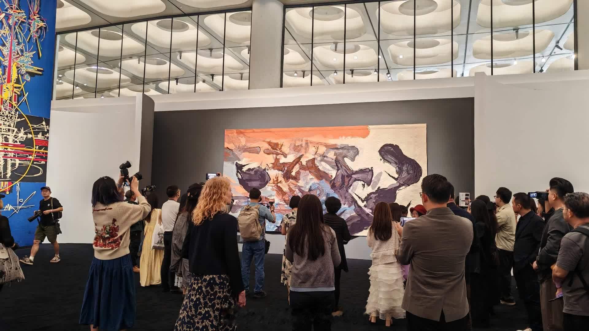 「法国 國寶壁毯亞洲首展深圳 啟幕..含路易十五贈予乾隆的同系列孤品 … （大公