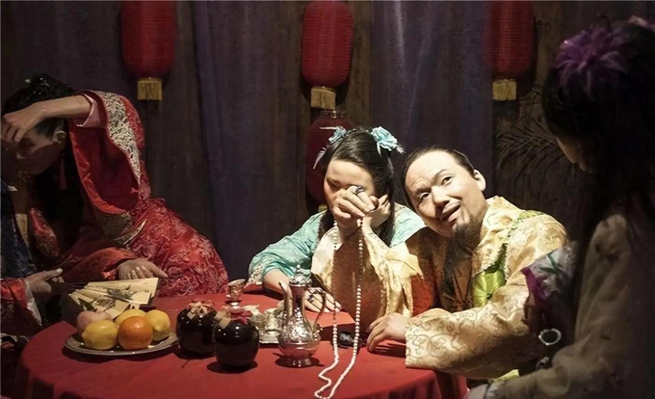 清代男妓血泪史：被追捧的‘相公’为何惨死乱葬岗？

清朝的八大胡同，不只是女人的