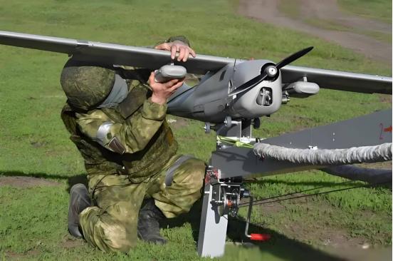 乌克兰抱上大腿了？这次找的是挪威，俩人搭伙要造无人机，而且放话了，今年夏天之前，