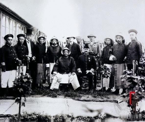 年轻的庄士敦

未成为帝师以前，庄士敦在香港殖民地政府任职，1906年被派往在山