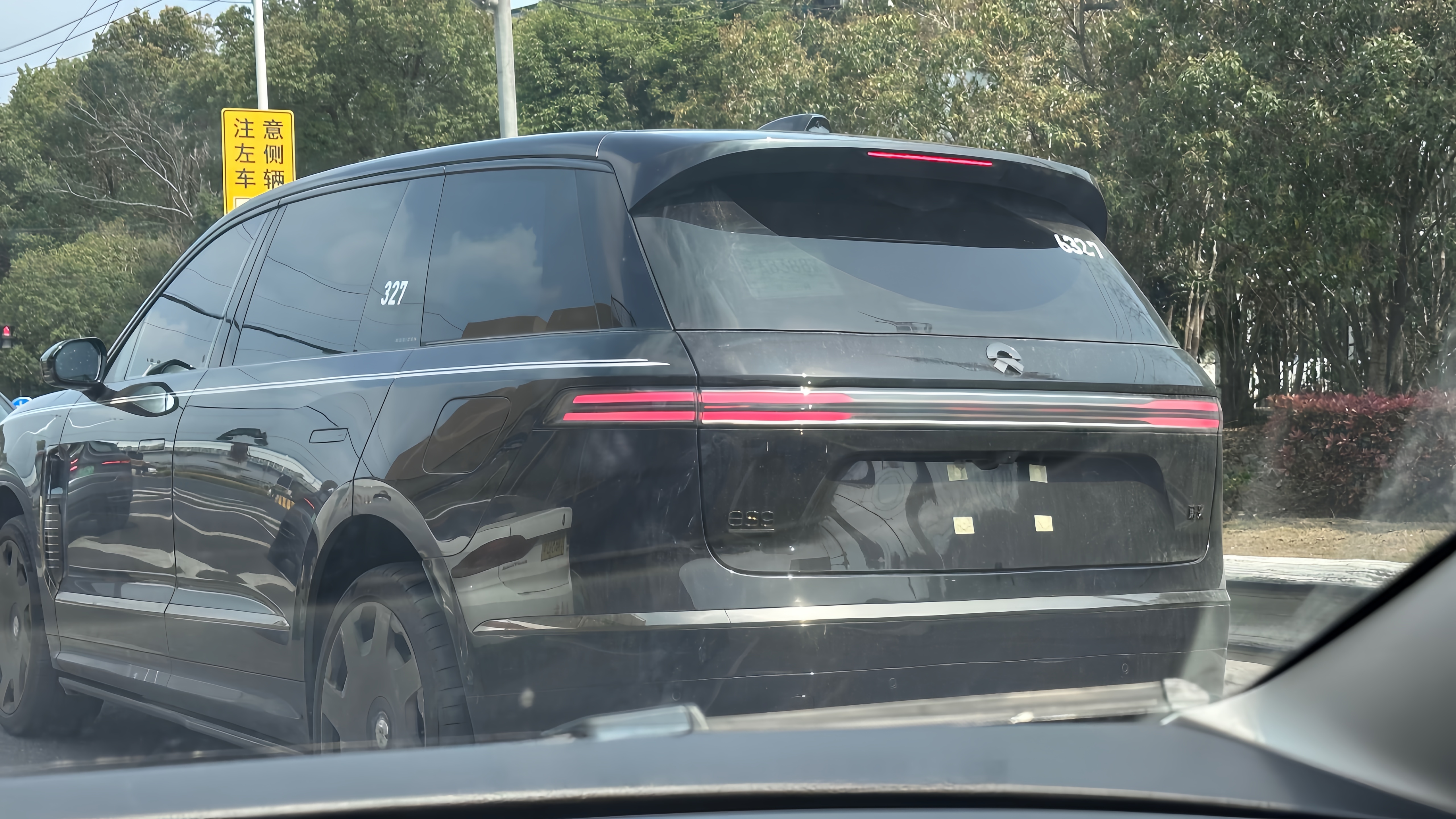 （图转）大就是好，好就是大。另一个同样尺寸巨大，空间巨大，内饰极致奢华的全尺寸 