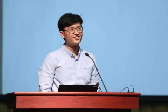 前OpenAI大神出任腾讯首席AI科学家几个月前看到有辟谣，还在思考这位AI天才