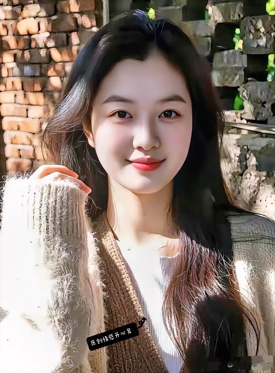 ［一枕诗书·采桑子～词组］
文／开心吴


阳春四月风光好，岸柳柔垂，芳草长堤。