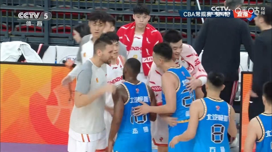 北京首钢四连胜了我在想曾凡博再回来这支队伍得多恐怖 北京男篮战胜深圳男篮