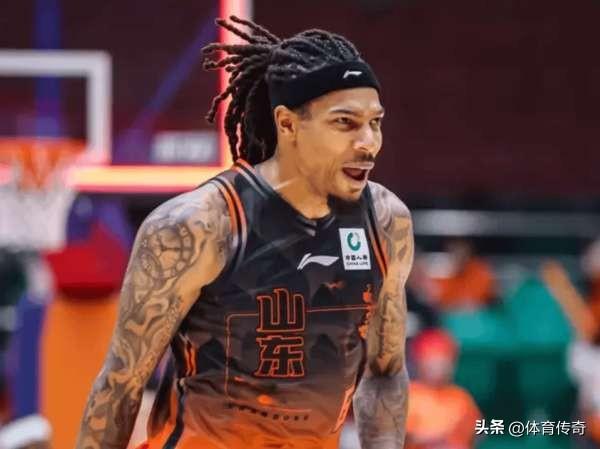 也许是受到了邱彪指导的批评，也许是新外援基昂泰约翰逊的到来感到了危机，在今日山东