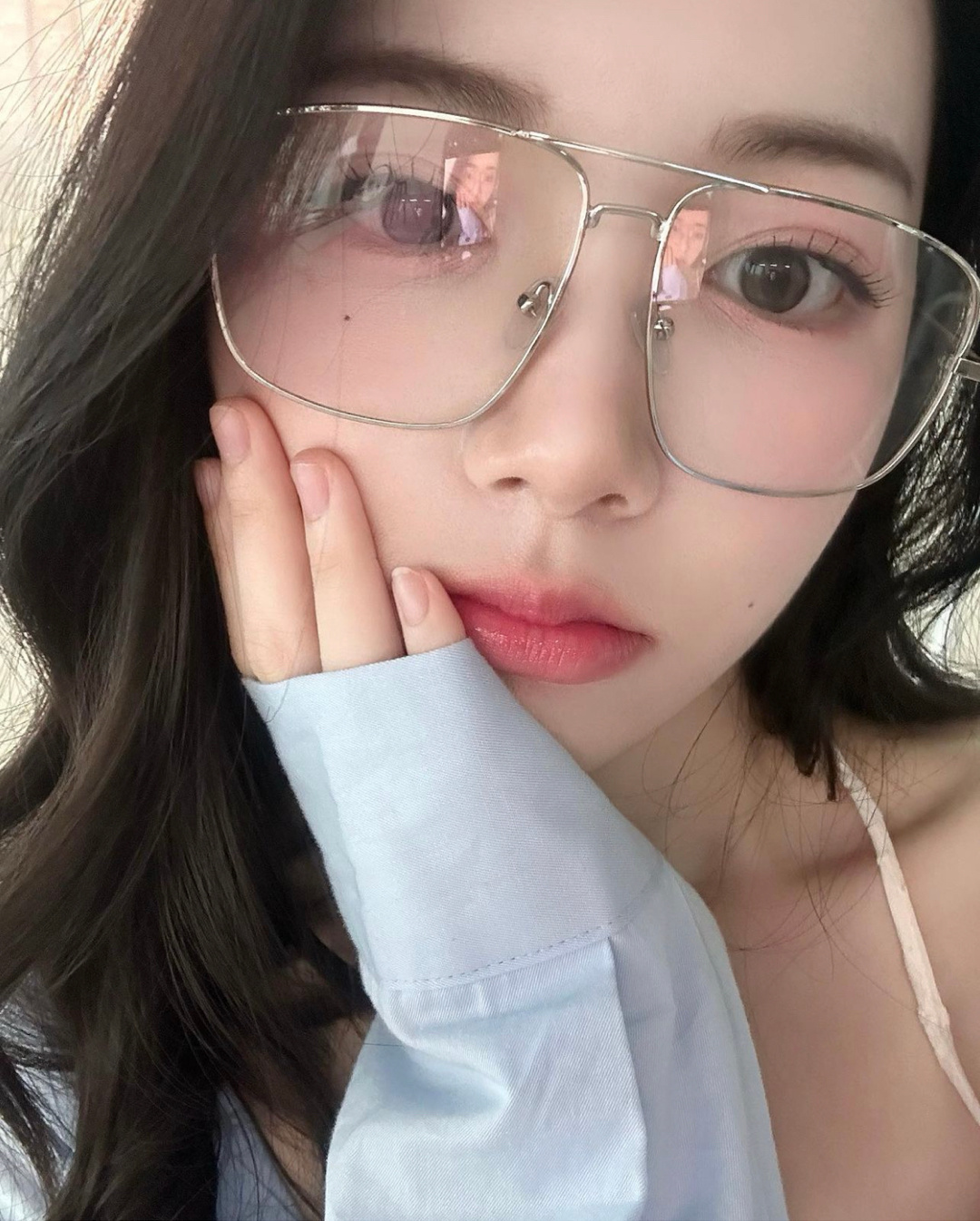 蔡秀雅‎    ins：sua_cxx  照片好透好亮人物饱满度好高[抓狂] ​