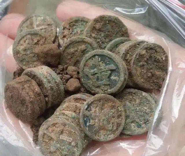 晴雨风说史晴雨风说史 中国象棋里的“车”明明念“chē”，为啥非得念“jū”？ 
