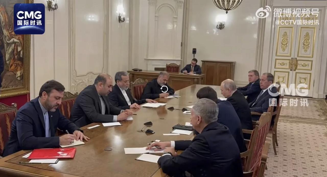 4月28日，据社交媒体报道，昨天下午，俄罗斯总统普京在莫斯科会见伊朗外交部长阿拉