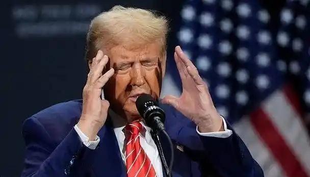特朗普访华最头疼的就是台湾问题，放弃了吧于心不甘，不放弃吧没办法面对中国，说谎话