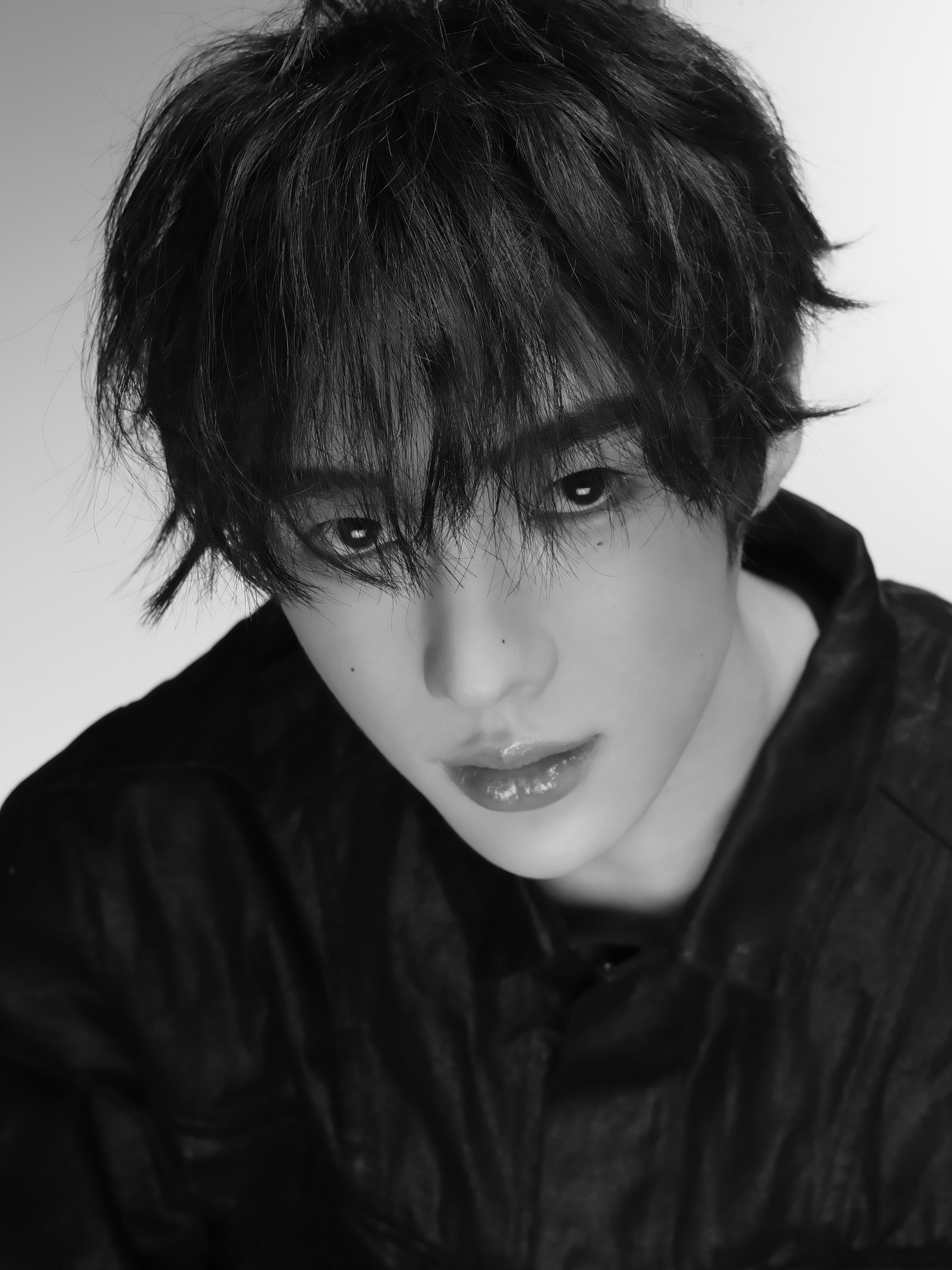 没有故意耍帅。