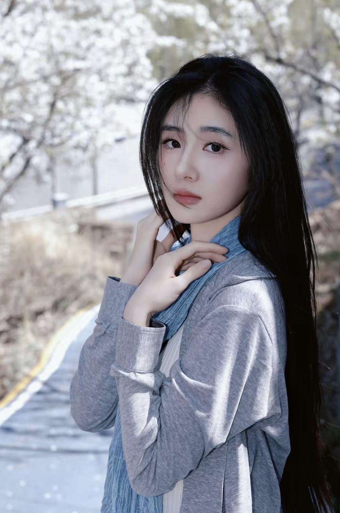 什么样的女孩可以被称为美女漂亮又可爱的女孩，长相好、温柔又可爱。