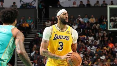 [NBA]湖人124-118力克黄蜂  詹姆斯26分 湖人3连胜送黄蜂8连败
北