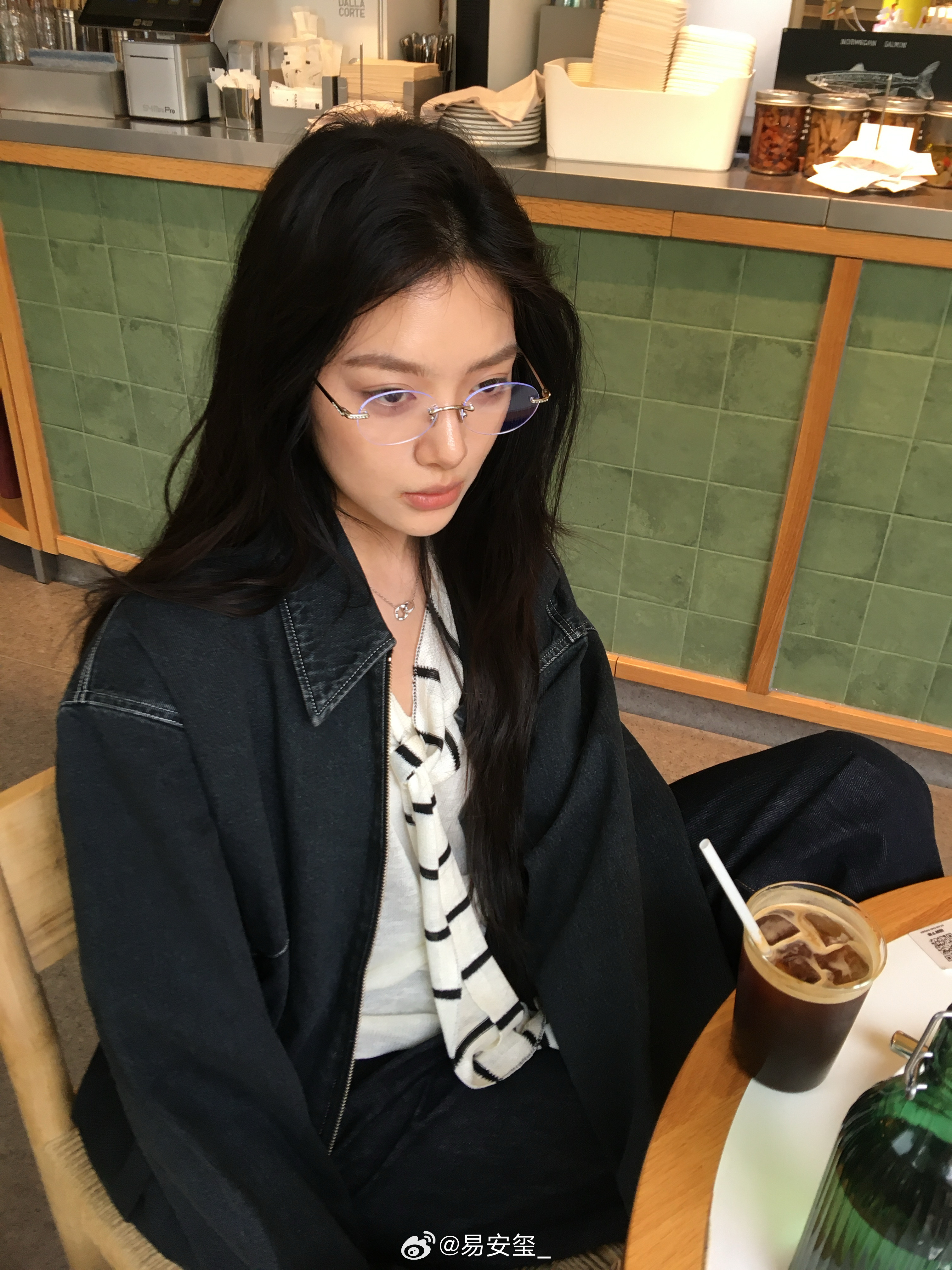 变脸就在一瞬间 