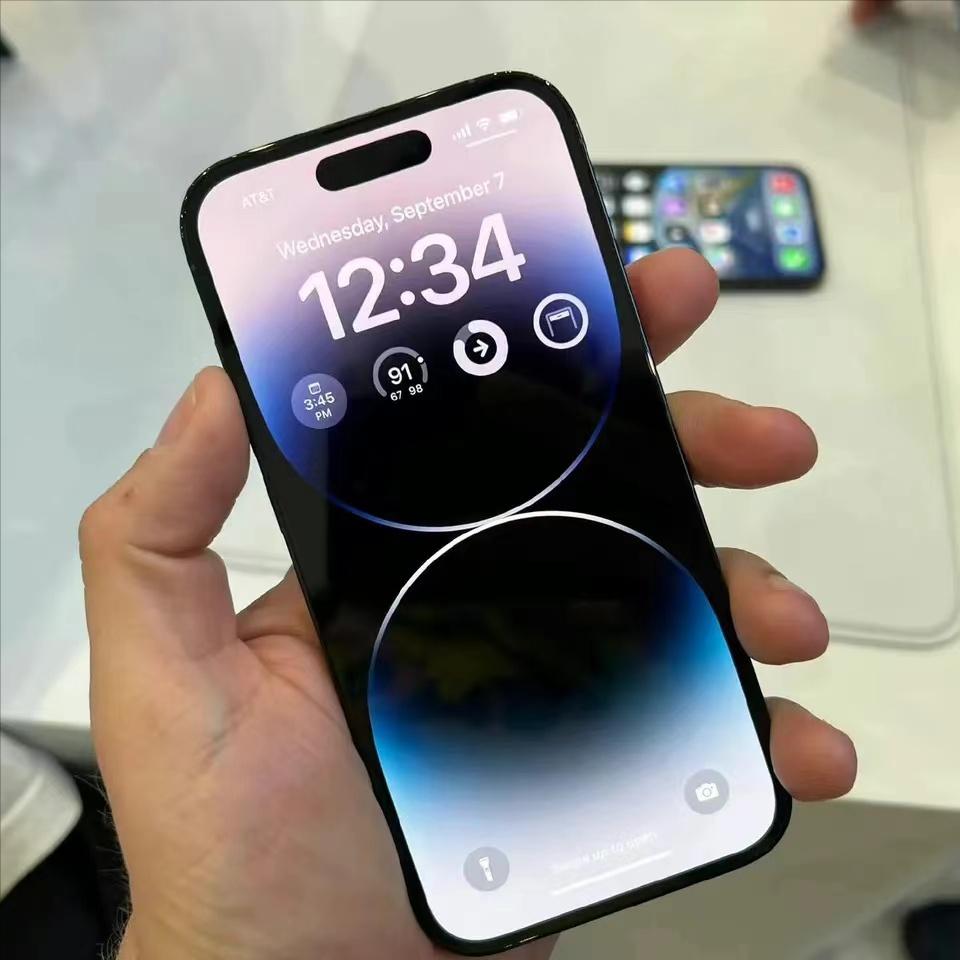 为什么现在不吹5G了？5G没用了？或许是WiFi太好用了[吃瓜群众]
以前3G、