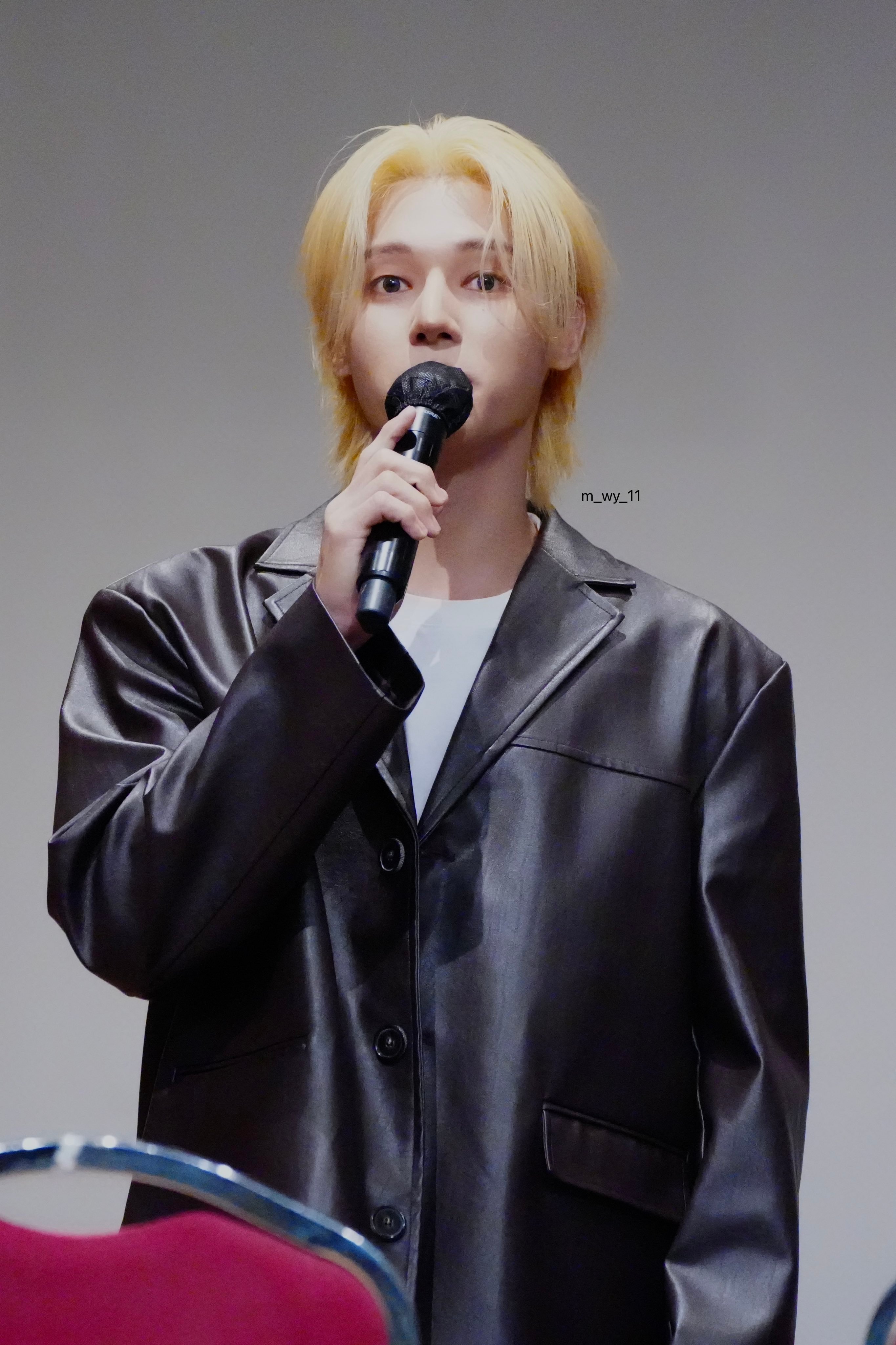 260904 线下签售卧槽金长他还是不愿意辜负tinyㅠㅠcr.m_wy_11 