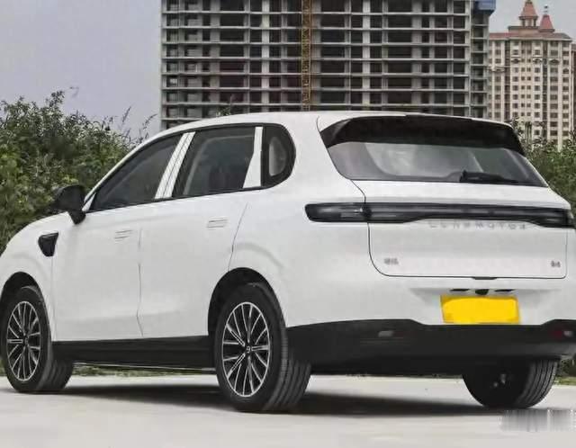 快充拉满！零跑B10 2026款导购，800V纯电SUV，家用值得冲吗？
