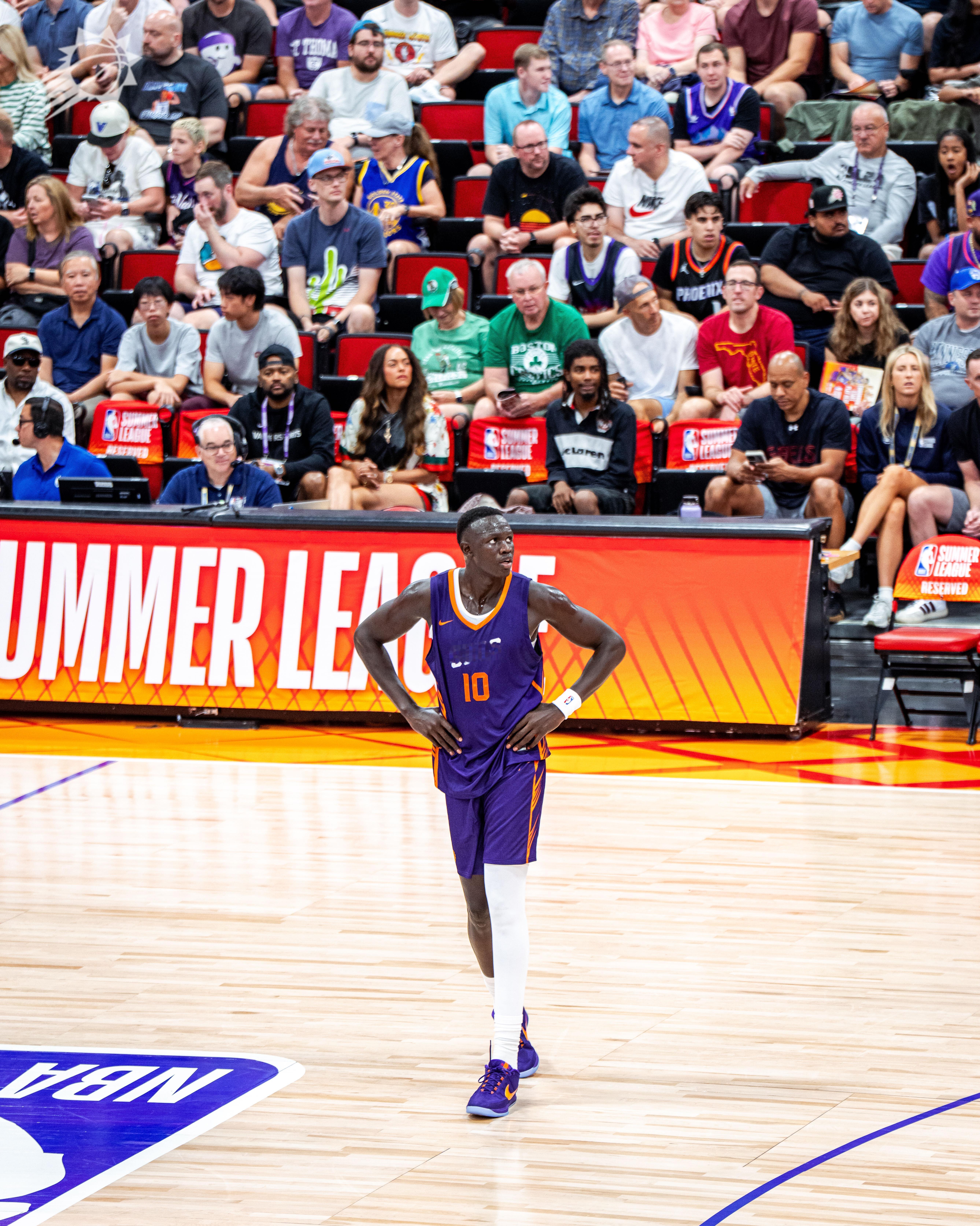 📊马鲁砍下15分15板2盖帽 菲尼克斯太阳 ｜鹈鹕 vs太阳 ｜ 