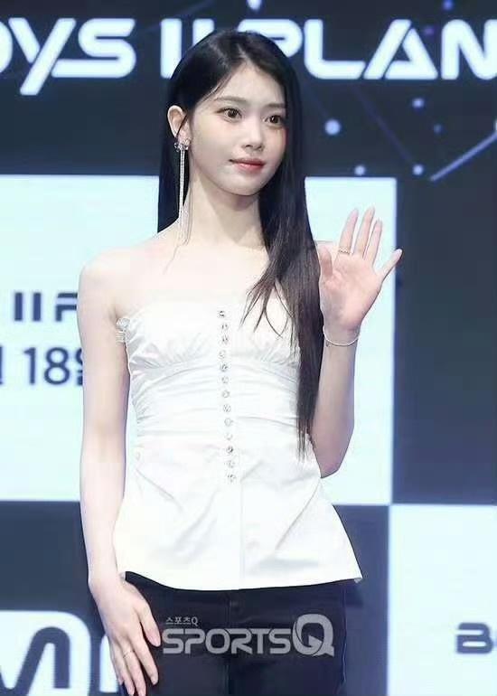 娱乐[超话]沈小婷男宝星球2新闻图沈小婷也太美了沈小婷男宝星球2发布会新闻图 ​