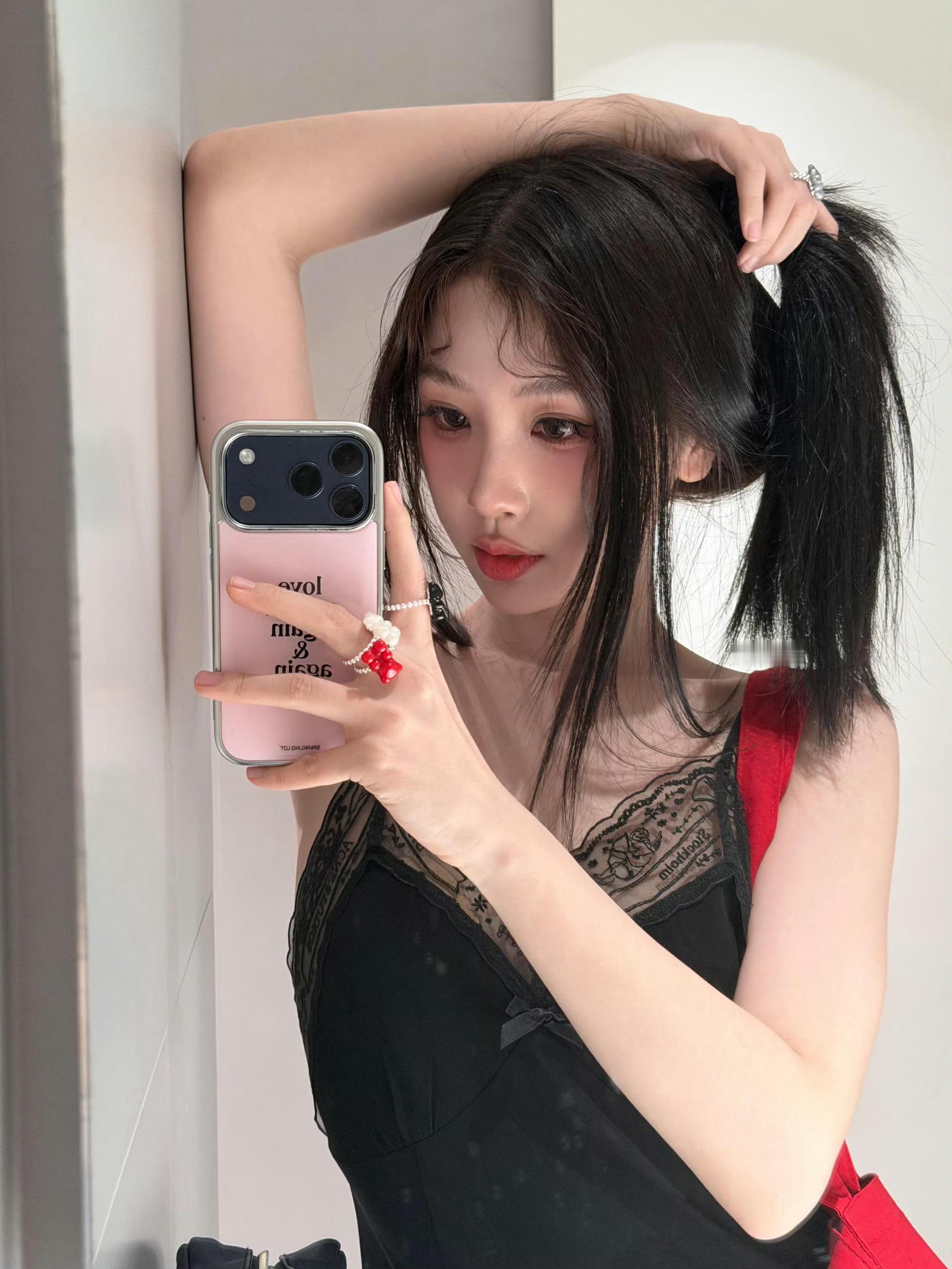 卧槽啊…我命都给虞书欣了…