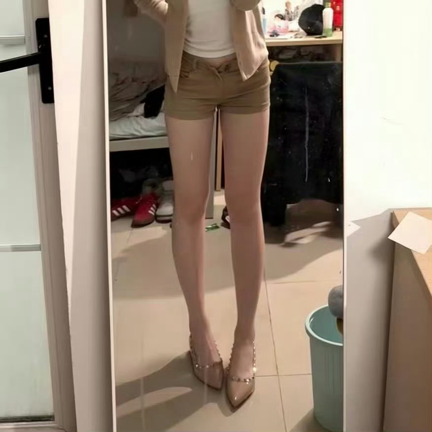 ？以为自己特别深情对不对。 