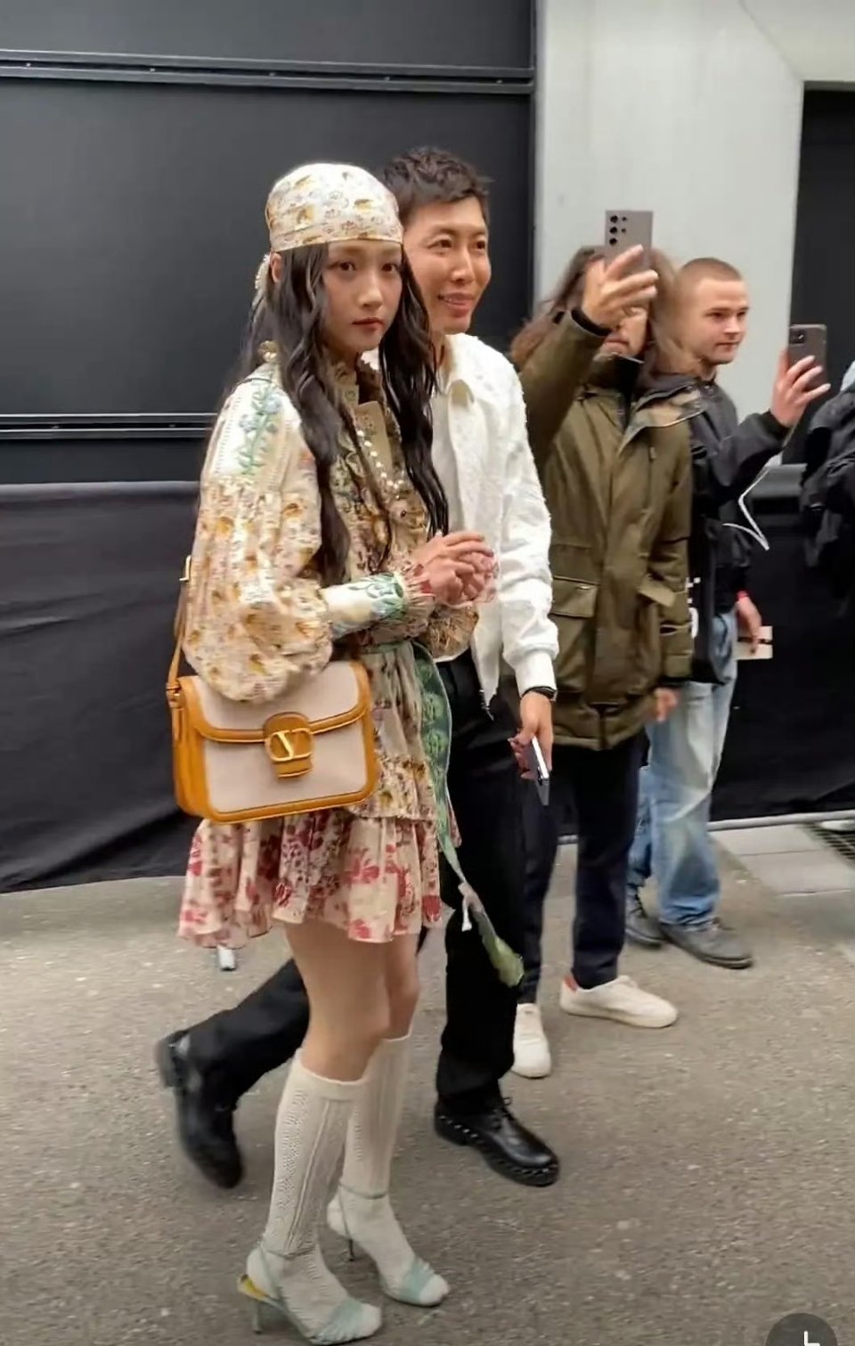 关晓彤这个造型是在? ​​​