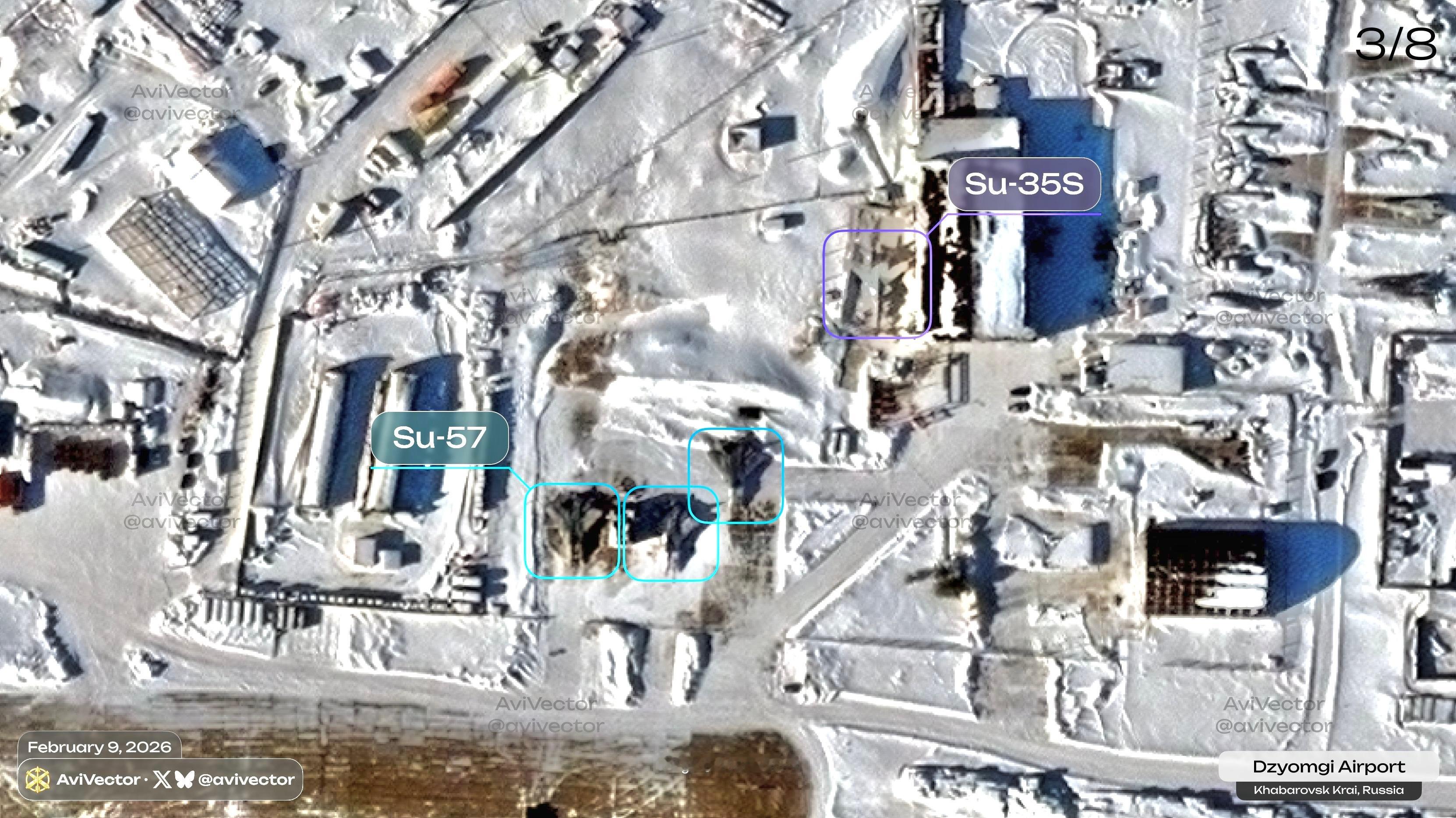热点解读﻿ 最新的卫星图显示，俄罗斯远东地区共青城机场的停机坪上停放的各种战机中