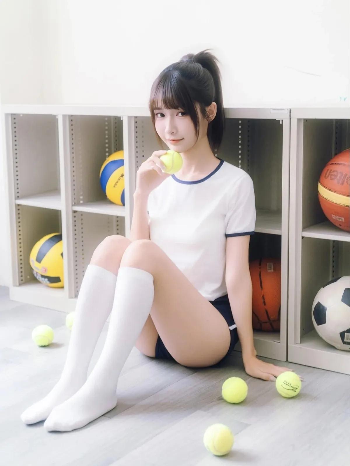 爱运动的一天纯天然美女长啥样子