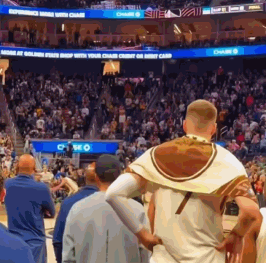 篮网演戏怎么演的？库里和霍福德在场边笑的前仆后仰，合不拢嘴，波神都懵了
昨天篮网