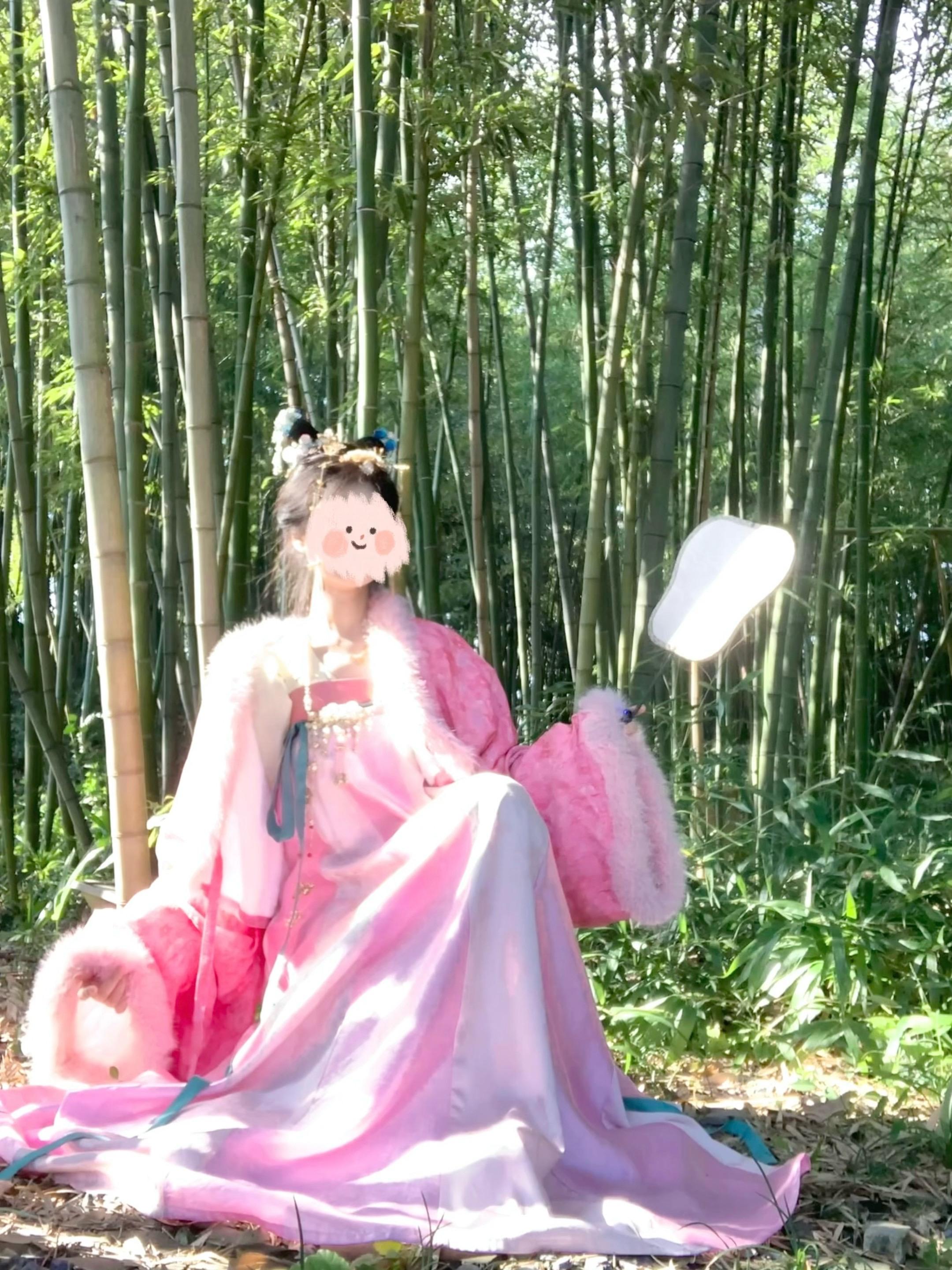 我重生了 我重生了，前世我本是侯府嫡女却被人陷害，再睁眼又回到见面那天...