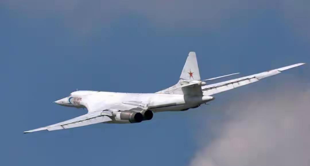 美国在全球横行霸道！源于俄罗斯被冲突捆住手脚？俄方已别无选择