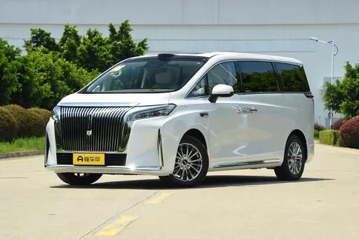 30万预算，买全新高山8，还是二手高山行政加长版？
 
如果预算放在30万左右，