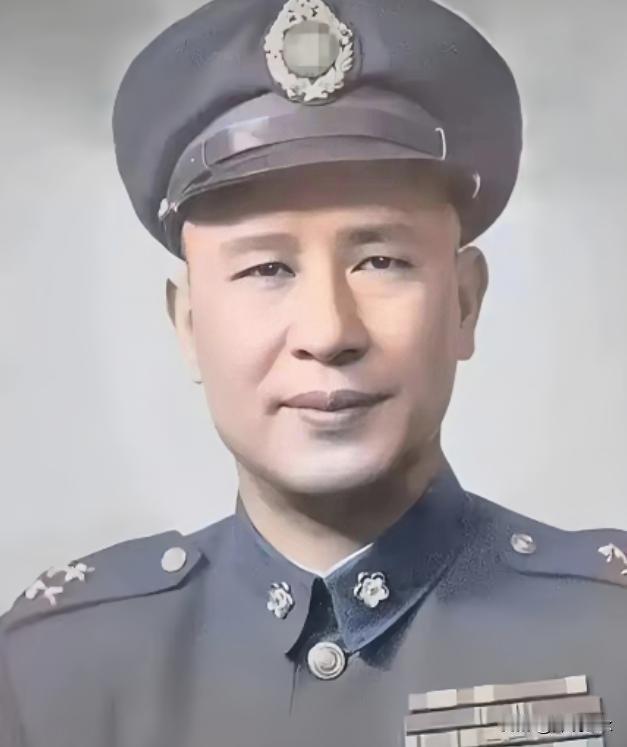 1949年，"小诸葛"白崇禧向蒋介石献策：反正打不过解放军，不如集中全部兵力，南
