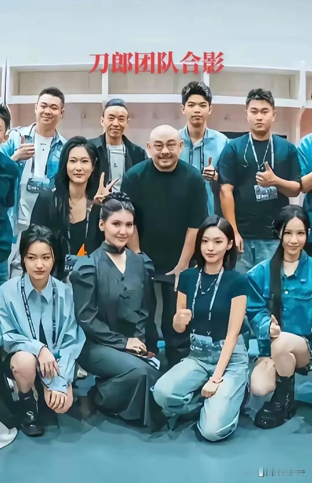 目前为止乐坛最干净、最民主、最平等的团队，没有之一！
没有红花、没有绿叶，人人是
