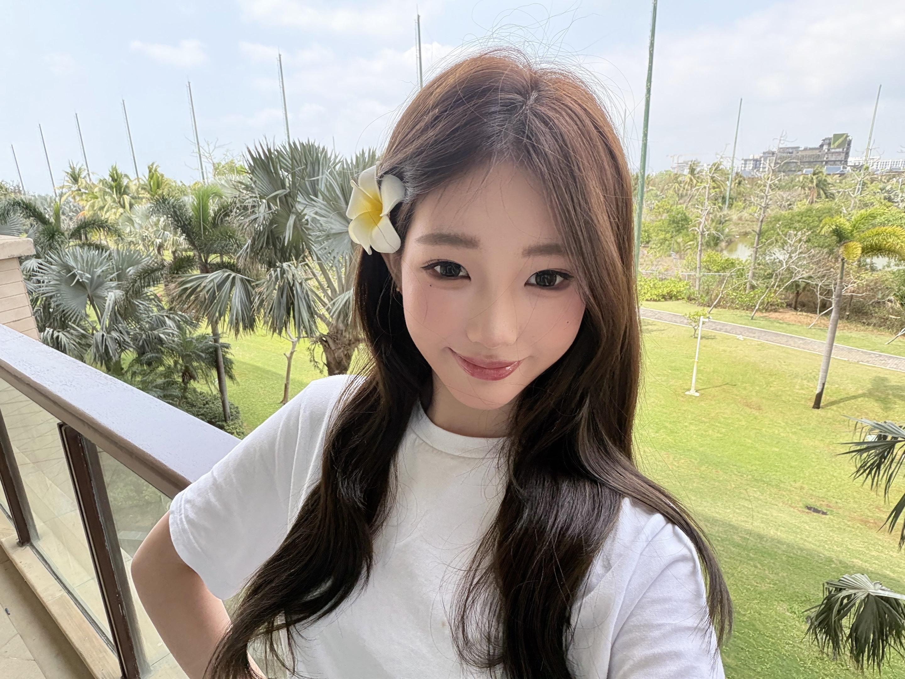 女孩啊，总是希望闺蜜既是P图大师，又是出片高手，既是狂热粉丝又是永不变...