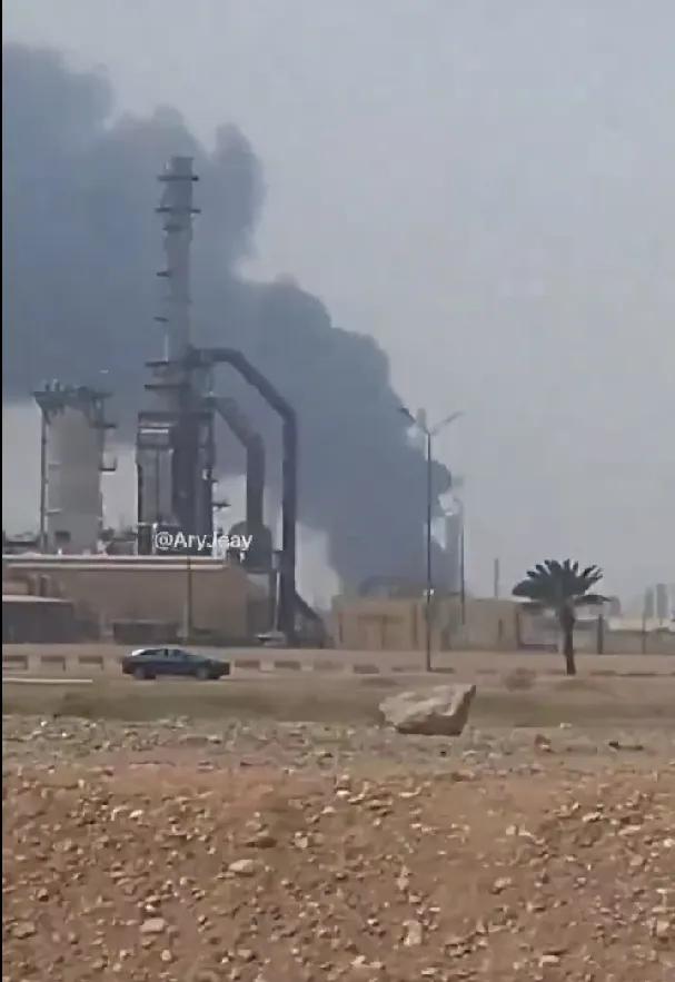 刚宣布“摧毁伊朗防空”，一架美军F-35就被迫紧急迫降
 
3月19日，以军高调