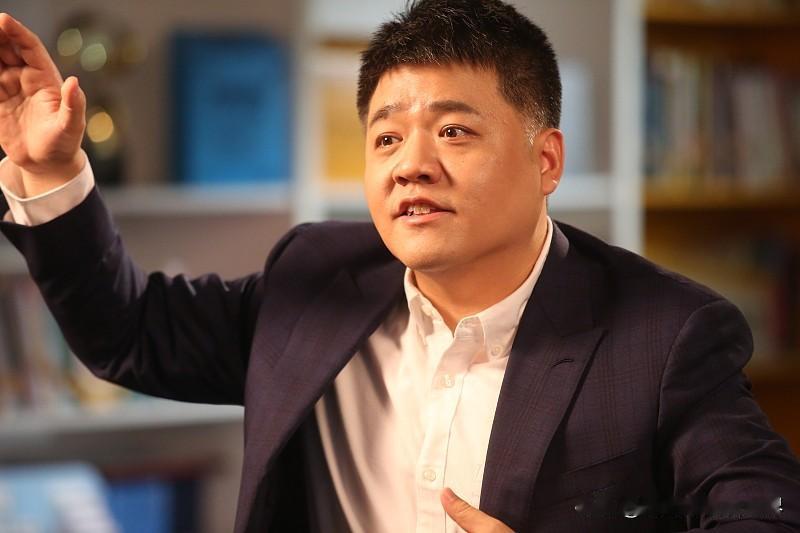 努力重要，还是选择重要？这问题就像哈姆雷特的“生存还是毁灭”，让人纠结。有人觉得
