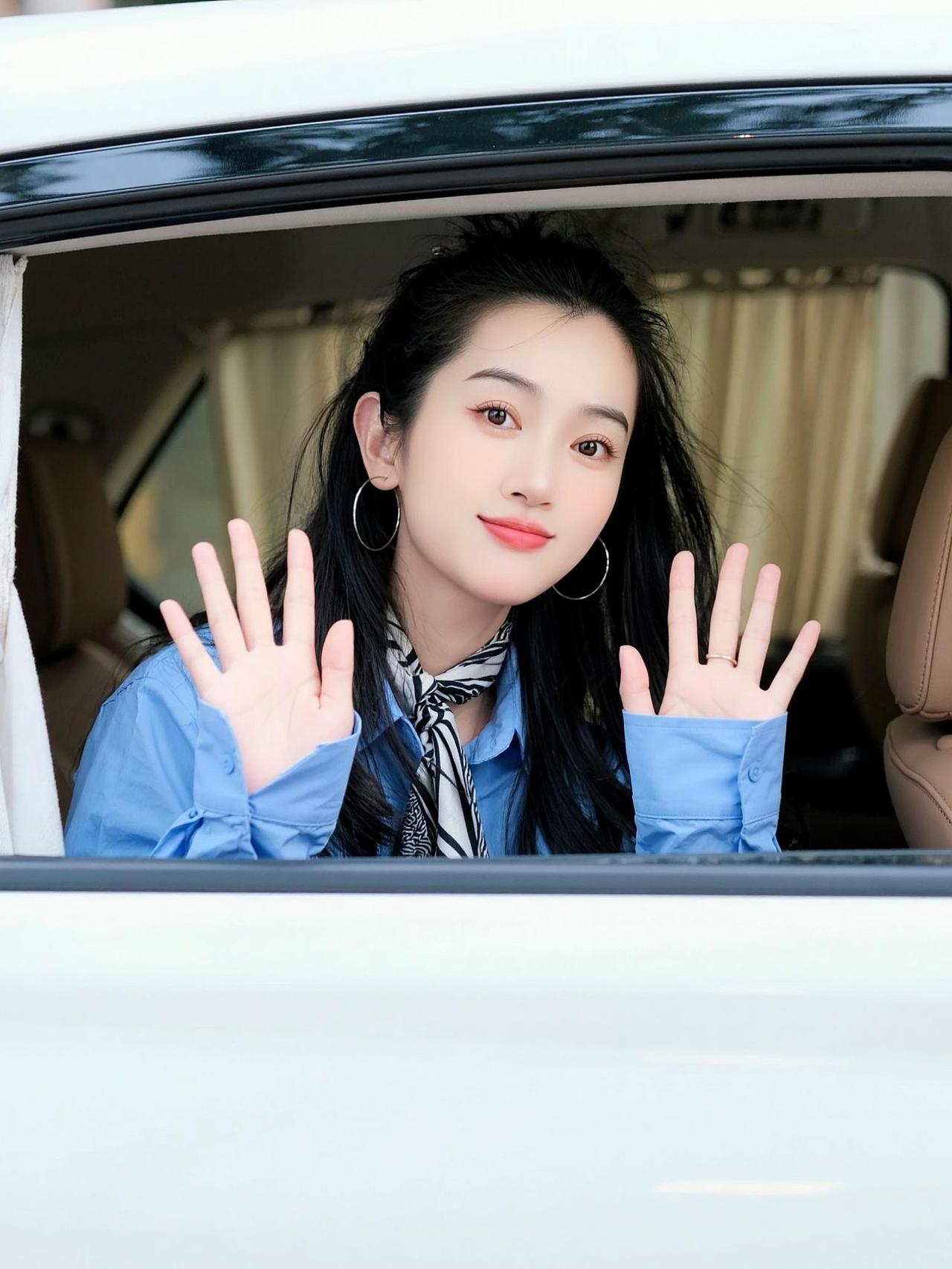 AI蓝衫生活照 随变ai随便玩 抖音玩法合伙人计划。