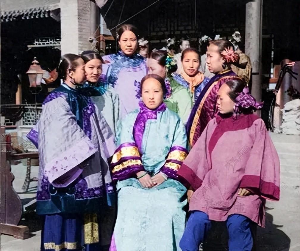 别再轻信影视剧里的画面了，真实的旧社会大户人家生活要比你想象中奢华得多，你知道吗